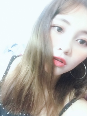 宝贝很好看啦 质量也很OK 嘻嘻 胸小就穿这个就完美了