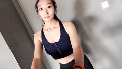 质量可以完全放心,很舒服,我一般评论,良心卖家,衣服质量也很好,尺码合适,小伙伴都问我在哪里买的 质量可以完全放心,很舒服,我一般评论,良心卖家,衣服质量也很好,尺码合适,小伙伴都问我在哪里买的