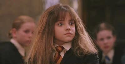 这款内衣去年双十一就想买的 结果没抢到 之前看到又有活动就果断下手了。感觉这款内衣更适合小胸mm 首先尺码非常不准 大概要买比自己平时穿的大两个码可能才会合适 其次 肩带很细 长时间穿戴会给肩部会不适。本来想退货的 后来想想其实就是看中了他的颜值吧