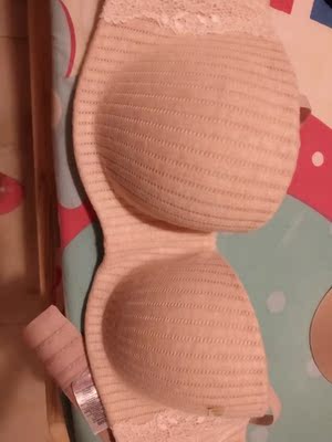 不上跑,不勒痕,舒服。不过快递还收费,不实在 不上跑,不勒痕,舒服。不过快递还收费,不实在