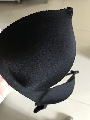 宝贝不错，穿上舒服，也很性感，关键是不热，太喜欢了，喜欢的美美可以下手。