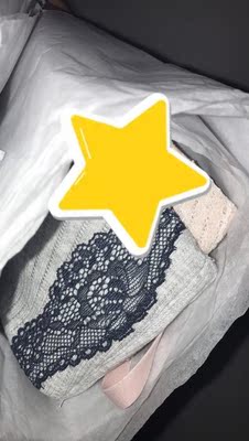 我是按正常码买的,试穿了一下正好,杯面棉很舒服,喜欢这个杯型,可以多出几个颜色啦,性价比超高,诚不欺我,从微博的网友那推荐来的,这家店不错的,快递也还行,挺快的,两天就到了,剩下的顺便凑个字数… 我是按正常码买的,试穿了一下正好,杯面棉很舒服,喜欢这个杯型,可以多出几个颜色啦,性价比超高,诚不欺我,从微博的网友那推荐来的,这家店不错的,快递也还行,挺快的,两天就到了,剩下的顺便凑个字数…