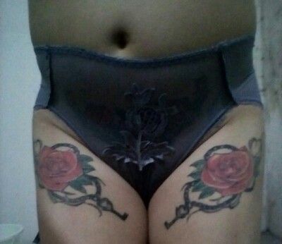 穷上很舒服，超性感