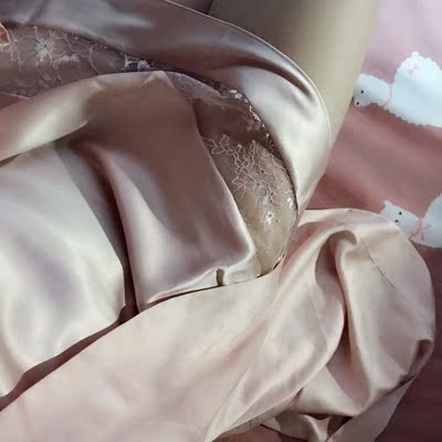 快递超级快 身高163 体重102斤 穿s个人感觉有点短了