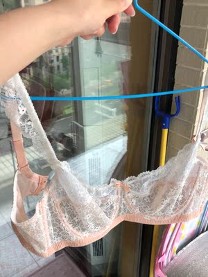 买来看了一下还行，就洗了，透视装一样，没穿，不知道舒不舒服！