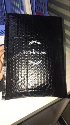 收到了，还没打开，应该还不错吧，毕竟也是旗舰店。预售发货迟也就算了，快递打出来以后也太慢了吧。真的是太慢了，客服也不热情  头开始就一直让下单，可是下单那天活动都还没开始。有没有办法下单🙄自己家店铺自己活动都不知道哪。