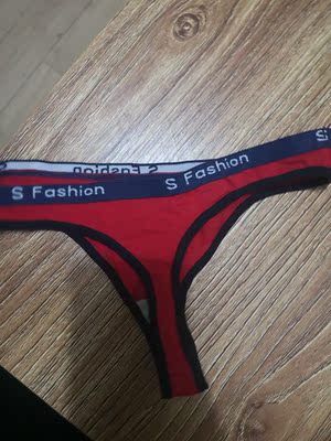 质量很好,穿着既舒服又性感,物流也很快 穿着不勒不紧 质量很好,穿着既舒服又性感,物流也很快 穿着不勒不紧