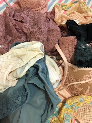 知道我有多爱了吗 他家质量太好了真的！我选择只穿他家的。款式也喜欢 直接路转粉！买了3次 差不多款式都买了！哈哈哈 太喜欢了。还要继续买！买买买 ！我的最爱！