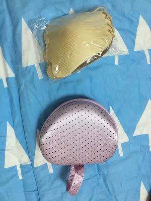 穿着很好，穿了一天也没有掉的感觉，值得购买，盒子也很漂亮啊！