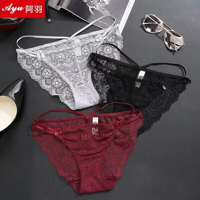 衣服很性感，价格便宜，卖家服务态度好，发货快，物流快，还送小礼物，值得购买