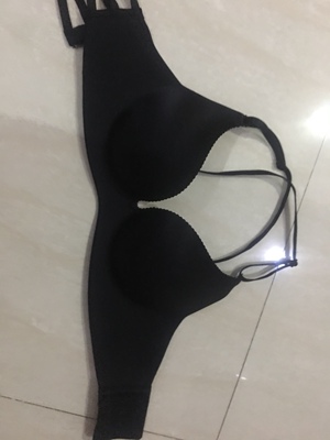 这款对于小胸真的是福音，带起来不空杯，胸型也很好看，下次还会再来