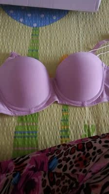 很满意，很实惠，很漂亮，面料很舒服追加5个星