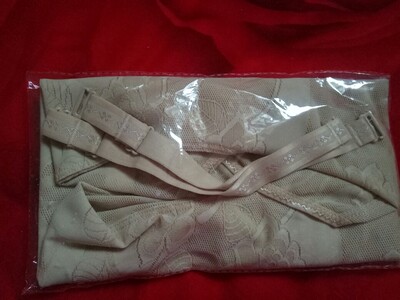 瘦身衣挺好，透气、舒适；比我想象中的要好