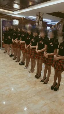 总的来说 可以 穿起来 满漂亮 总的来说 可以 穿起来 满漂亮