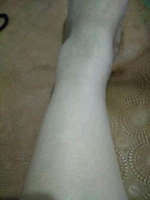 这款脱毛膏非常好用呢，效果很不错，脱的干干净净的，没有过敏，味道也挺好闻的。这个夏天可以美美的。