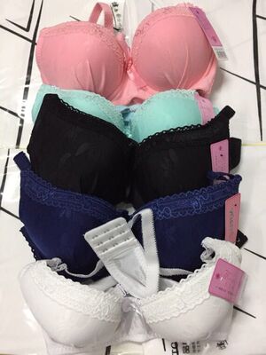 第二次购买了，很喜欢，第一次买回后宿舍同学都说好看，物美价廉，划算，这次还是给朋友一块带的，再入手四个