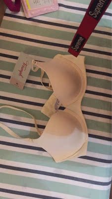 送朋友的礼物，她说穿起来很舒服，就是喜欢薄款的