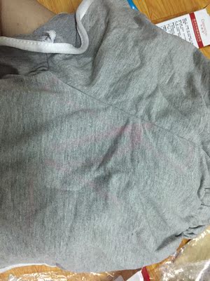 刚拆开就发现这样了 其它没问题