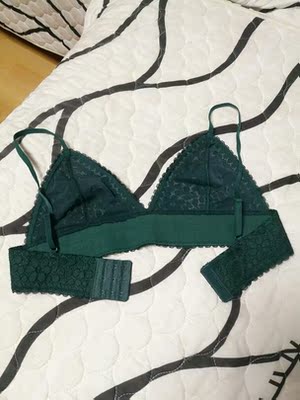 平时穿85B,此款XL尺码挺合适的,平胸一族在家穿这个非常舒适,美极了。 平时穿85B,此款XL尺码挺合适的,平胸一族在家穿这个非常舒适,美极了。