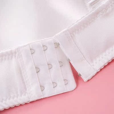 喜欢白色和粉色，穿起来感觉还不错，强烈推荐👍