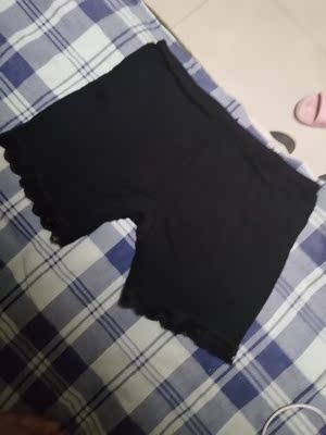 宝贝很满意,摸上去很丝滑,颜值也很好看,推荐购买 宝贝很满意,摸上去很丝滑,颜值也很好看,推荐购买