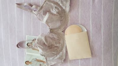 穿上非常漂亮～