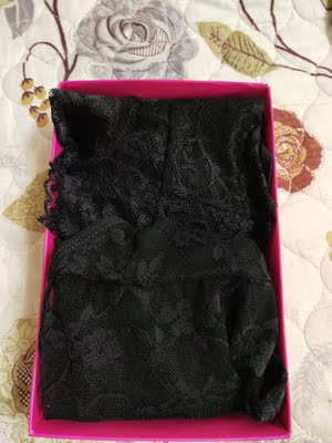 东西收到了，挺好的，质量也不错，真正的物美价廉哦，面料摸起来很柔软，舒服，又透气，是我想要的那种，洗了不脱色，现在没有什么问题，后续穿过一段时间还会追评的，全5星！