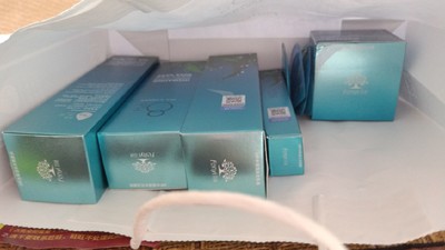 入手三天感受芬逸（化妆品）护肤品怎么样,芬逸（化妆品）护肤品效果是好还是差,求签定