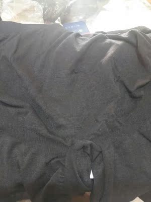 宝贝质量挺好的，弹力很大，很喜欢，也透气，怀孕四个月了，应该可以穿到生