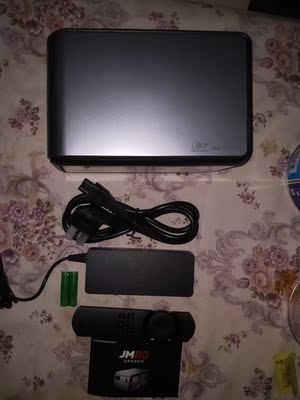 目前看来揭秘坚果J6S和峰米FMWS01C投影仪那个好，优缺点区别是啥，哪款更受用户青睐