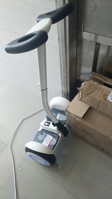 傲凤 平衡车儿童双轮电动扭扭车智能漂移车两轮成人代步车思维车