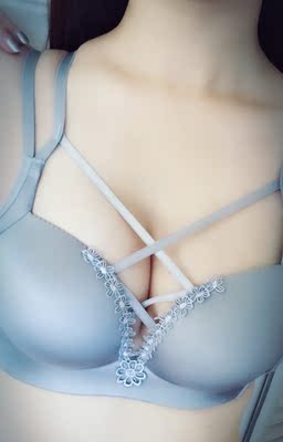 一直收藏的店铺~每次都这么满意，款式好看与模特图无差别，最关键是舒适又显胸型，108赞！