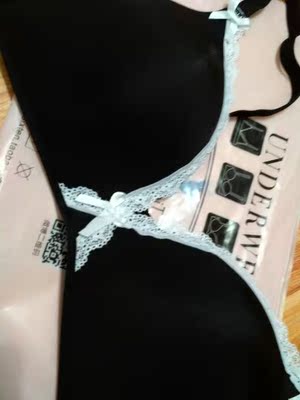 不错，这次挺满意，已经是第二次买了，上次买不是很满意，但这次棒棒哒，好看摸起来也很舒服！