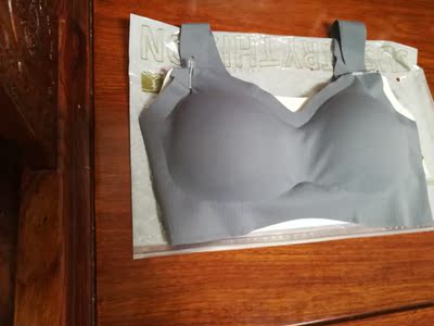 比想像中的好，穿着舒服，质量好，无异味。