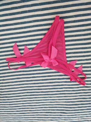 货已收到，物流很快，包装很隐密，让别人看不出里面是什么，特意用了再评，内裤穿上很合身，面料很舒适，跟图片上一个样，穿给老公看，老公说很性感，更加增近了夫妻感情，下次还会再来。