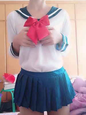 搭配了下另一款的裙子w意外的合适呢