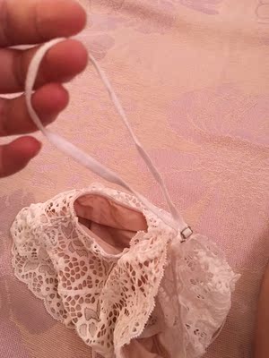 手洗了一下，一次没穿过！带子就变成这样了。希望改进。