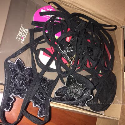 还送的礼物 很不错