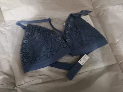 款式简单也很好看，不会聚拢