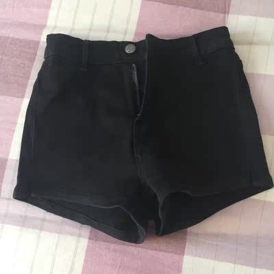 特别软特别舒服 显得腿好细好白哈哈哈哈 就是拉链不是特别流畅 挺好看的