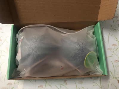 回购好多次的款，超级喜欢，无钢圈无痕，材质也超级舒服，和品牌店的质量差不多，之前买过别的有名的店，发现价格贵的情况下质量还没这款好，果断认定这家买了，开学的时候已经买了2件，这款干净环保好看无拘束，今年发现料子还改进地更高，手感很柔软，感谢这家一直再努力改价，太喜欢啦！