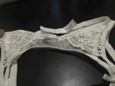 送丝袜 款式合适 物流很快 可以购买 送丝袜 款式合适 物流很快 可以购买