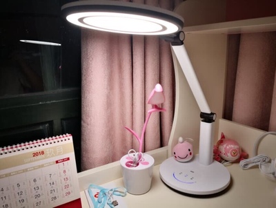 大家谈谈孩视宝LED护眼台灯怎么样,哪款好用?真的能保护视力吗?