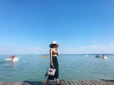 直接外穿也很好看，也不会暴露，大家看美丽的风景就好 嘿嘿~~