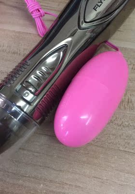 内裤款式很吸眼球，设计的珠珠很有想象力，上身效果好，特别诱惑，配合跳蛋使用，特别刺激，跳蛋震动力刚好，和男朋友渡过了一个高潮迭起的夜晚。