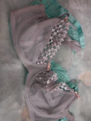 很好穿！己经在她家买啦四个啦！都已经穿过啦！