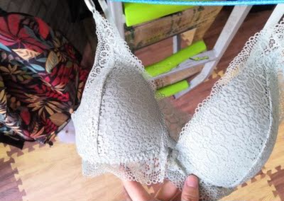 质量很好，很舒服，非常喜欢，还买一送一，很满意的一次购物，下次还会再来