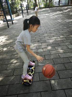 调查心得拉风的猛犸王两轮体感平衡车怎么样，电池续航能力如何？