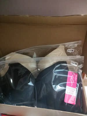 挑了好几家，决定下单这家的，收到货感觉还不错，摸着挺舒服的。