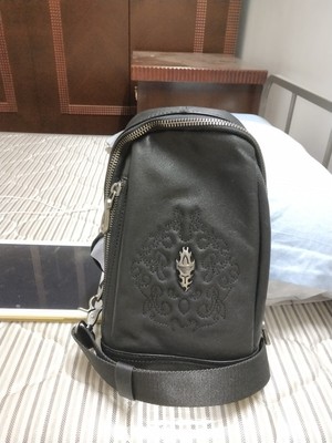 解说帕宾男包怎么样，质量很差是真的吗